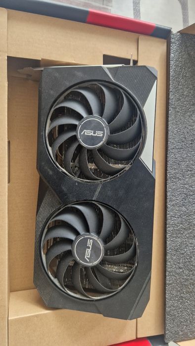 ASUS AMD Radeon 6600 XT