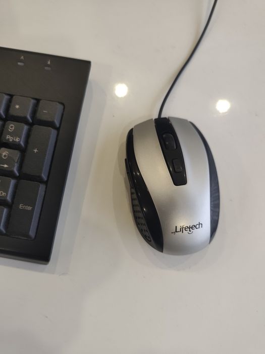 Conjunto de rato e teclado em bom estado