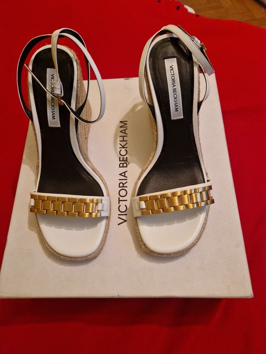 Victoria Beckham sandałki koturny r.38