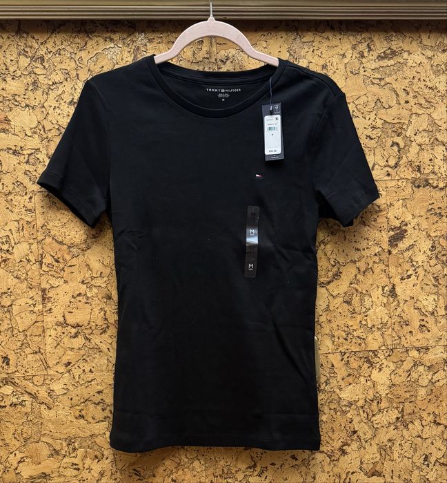 Чорна базова футболка Tommy Hilfiger р М оригінал