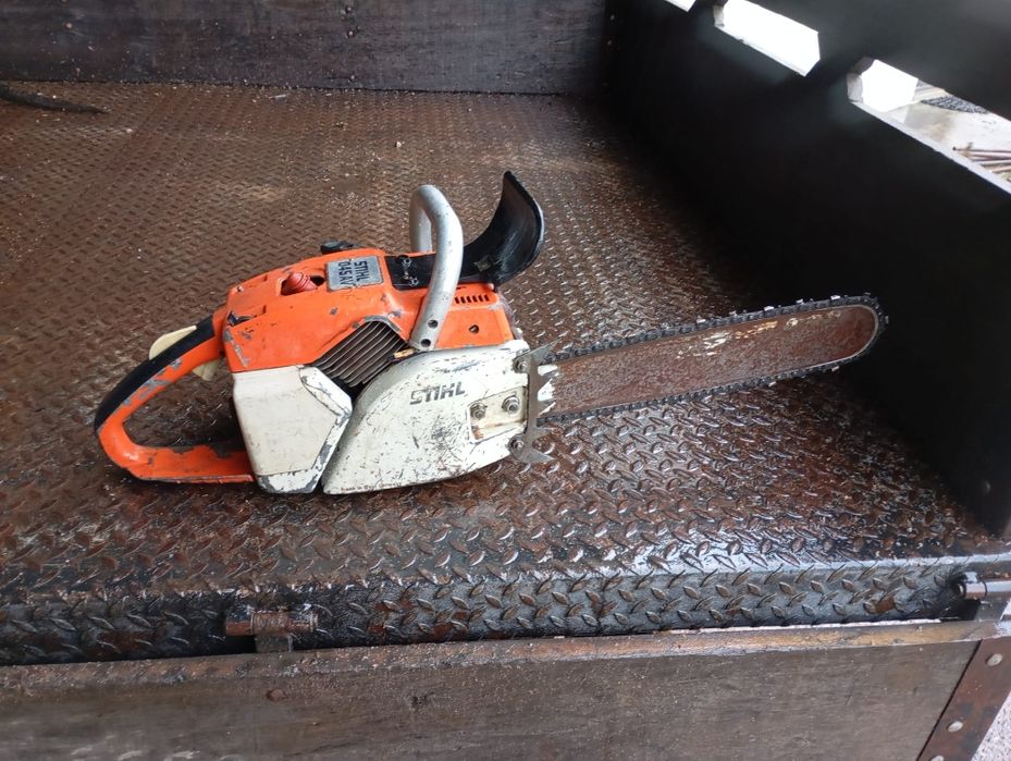 Motosserra stihl 045 av