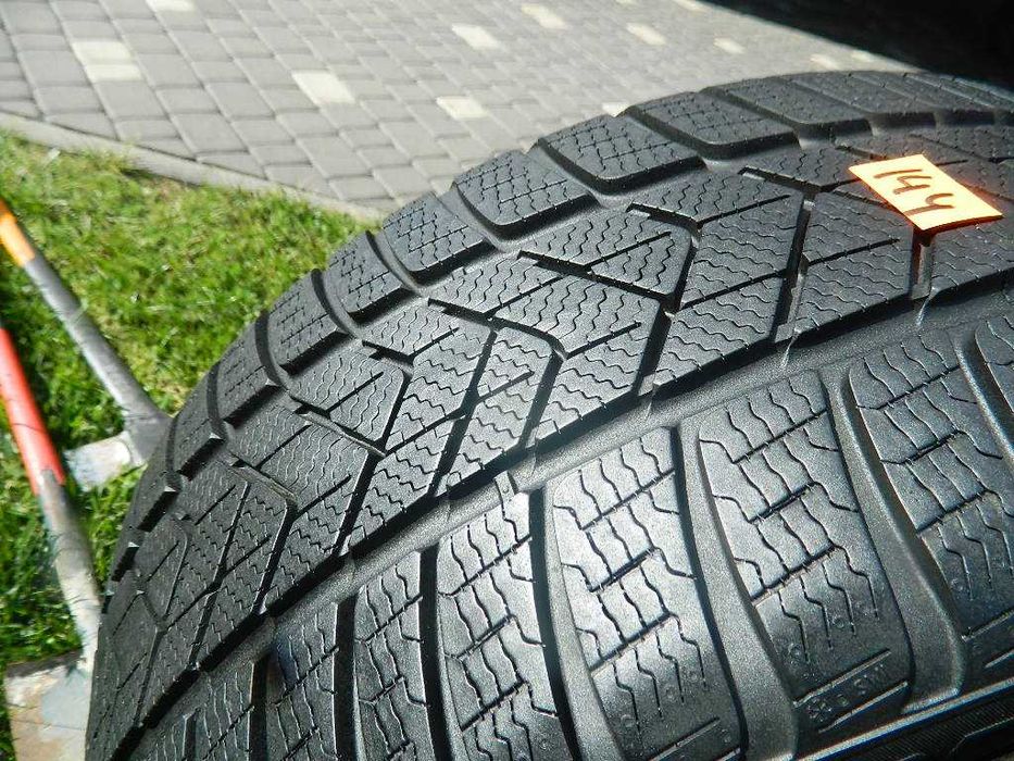 Шина колеса резина R19 235/40 Pirelli SottoZero 3 2шт Зима