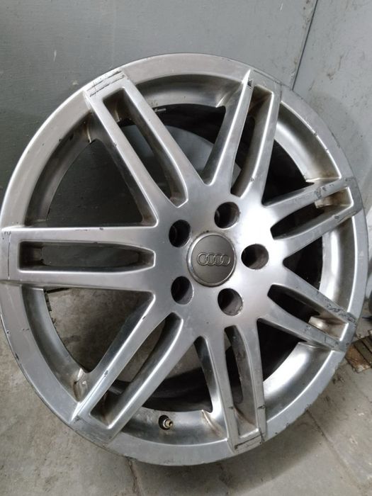 Диски в комлекті