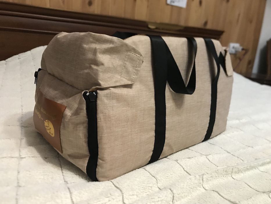 Сумка-переноска для собак та котів