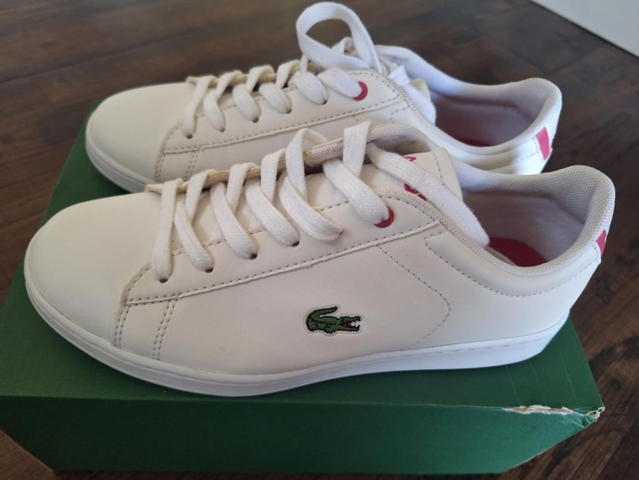 Buty białe Lacoste