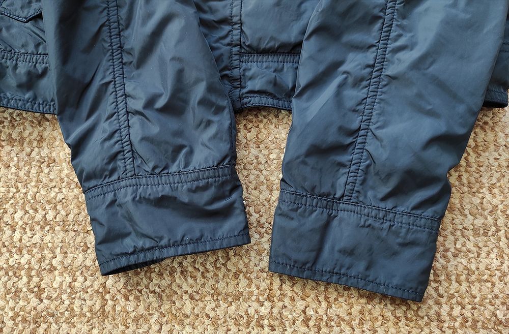 add ветровка куртка S оригинал
blauer