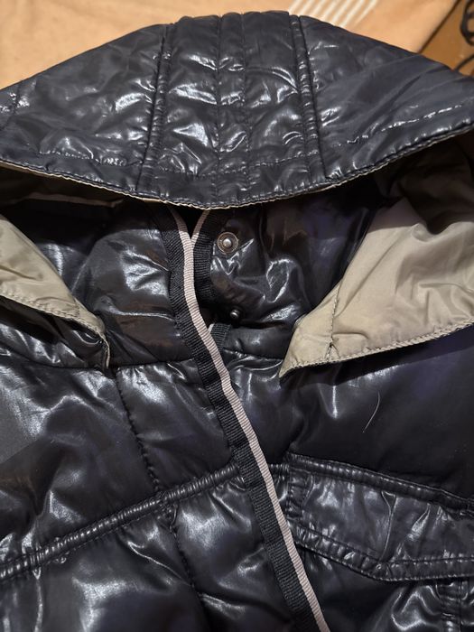 Жилет с капюшеном, без дефектов, одет несколько раз