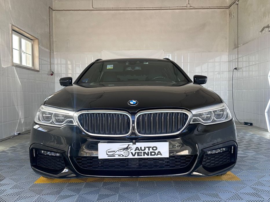BMW 530 d Pack M Auto foto 3