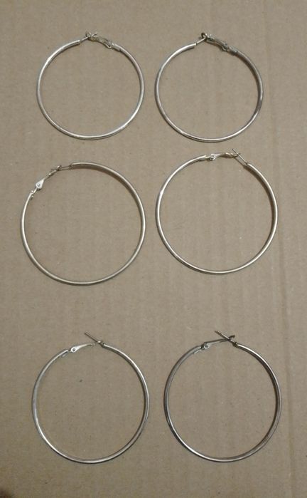 Conjunto de brincos de argola