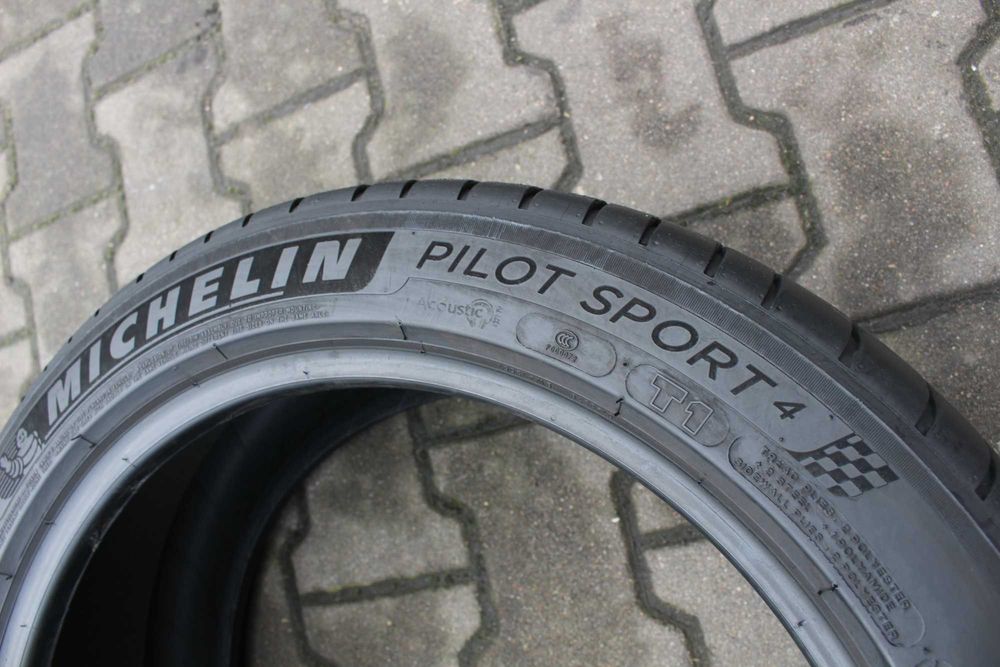 Opona letnia 235/45/18 Michelin Pilot Sport 4 98Y T1 Tesla