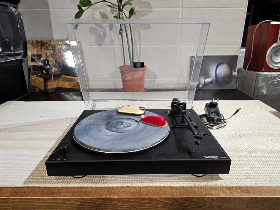 Програвач Thorens TD 180