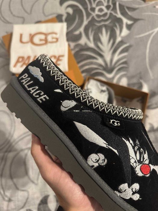UGG x Palace edição especial – Pantufas Looney Tunes (NOVAS)