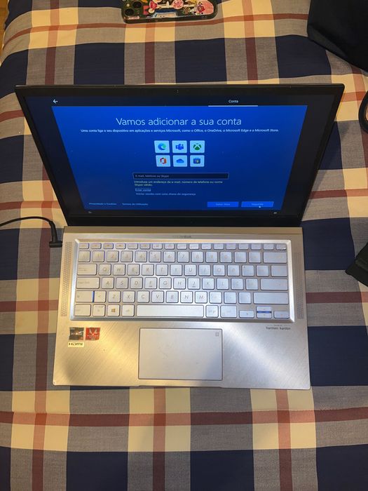 Asus zenbook UM431D (notebook)