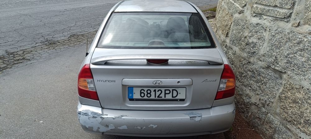 Hyundai accent ano 2000