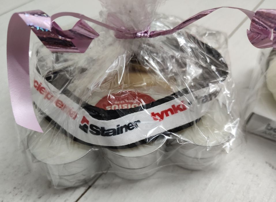 Zestaw świeczki długopisy smycze