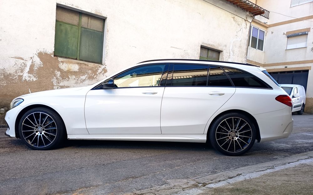 Mercedes C220 AMG Line Pack night