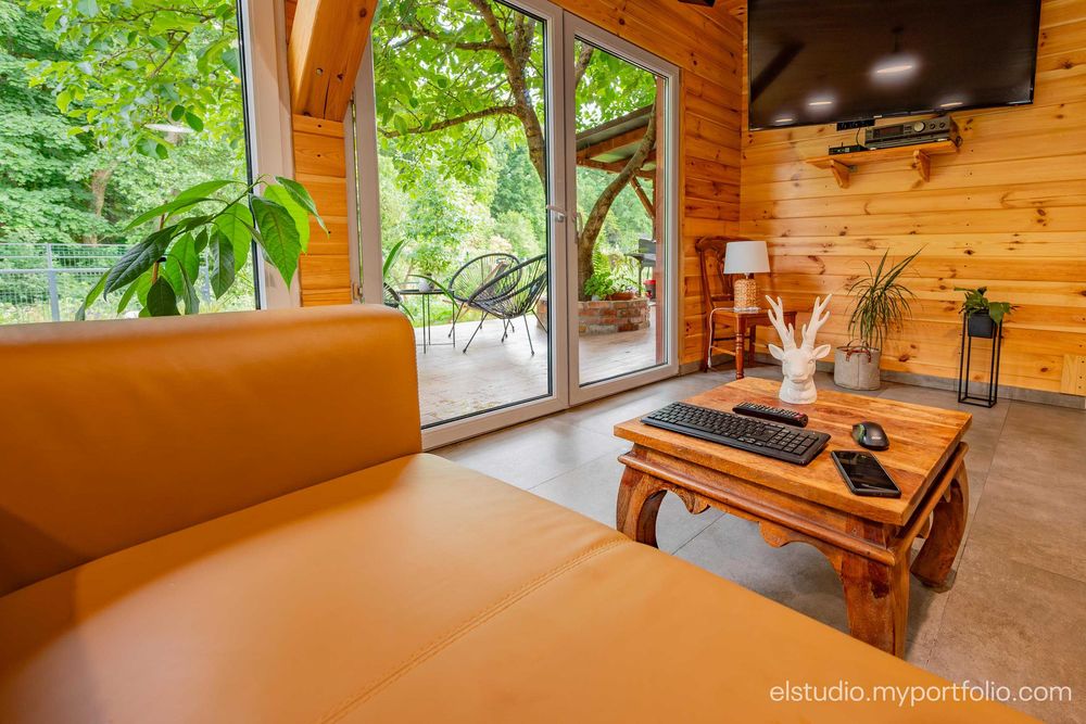 Domek z ciepłym ( 32'c) basenem w zimie