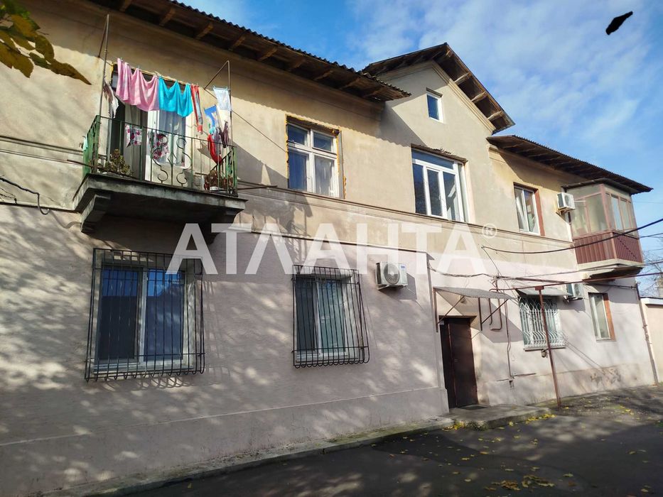 2 комнатная квартира мебель техника   палисадник гараж