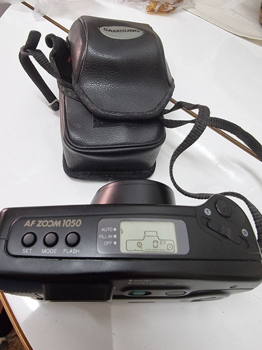 Máq fotográfica Samsung AF ZOOM 1050