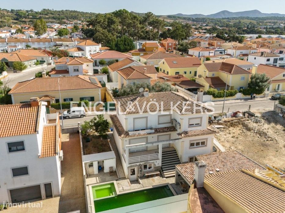 Moradia com Piscina e Jacuzzi em Azeitão Privacidade e Qualidade de...
