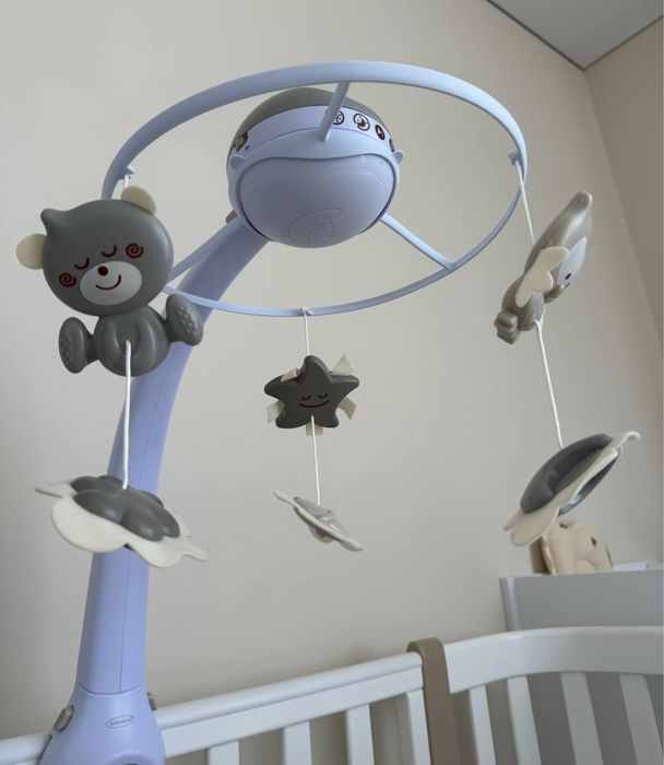 музичний мобіль з проектором Infantino