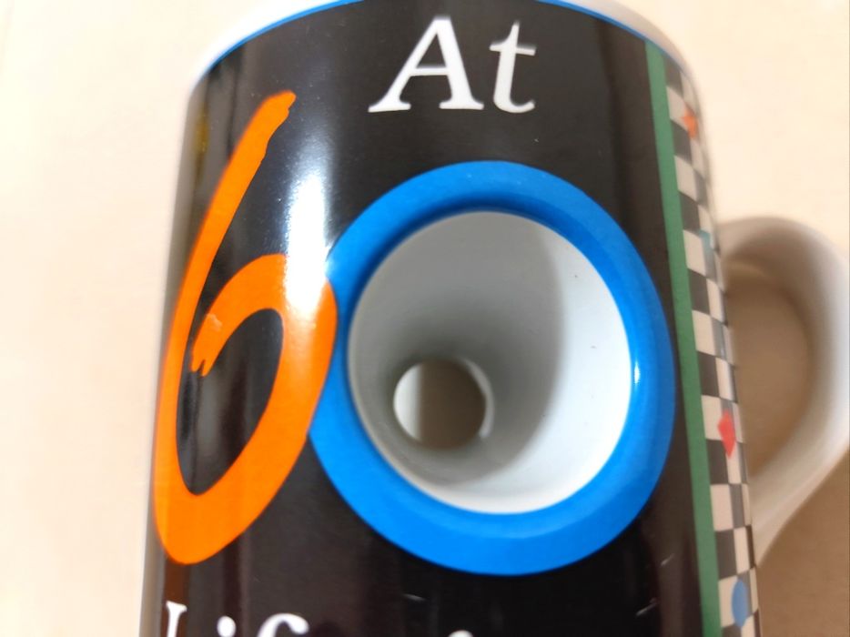 Caneca - At 60 Life is... a lot of fun! (nova)
