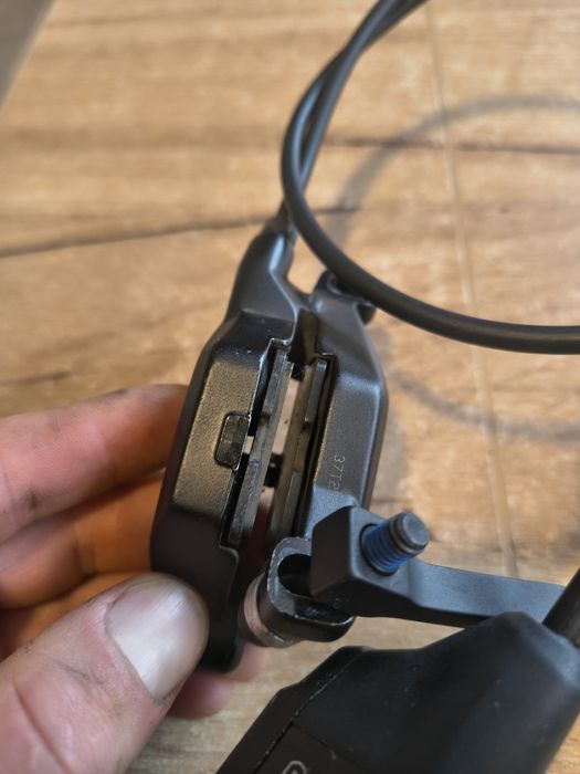 Hamulce hydrauliczne Sram DB8 czterotłokowe