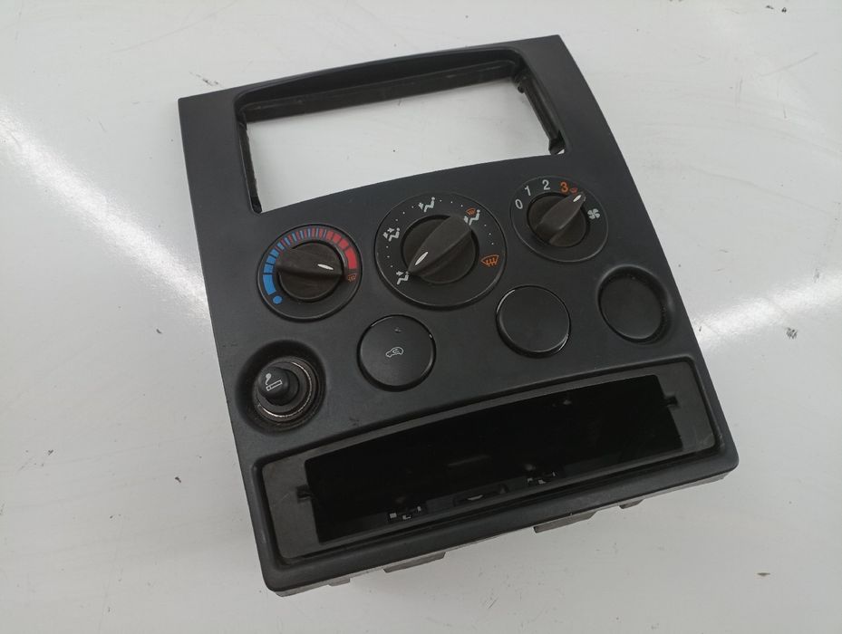 Consola da sofagem - FORD Transit Connect (P65_, P70_, P80_) | 02 -