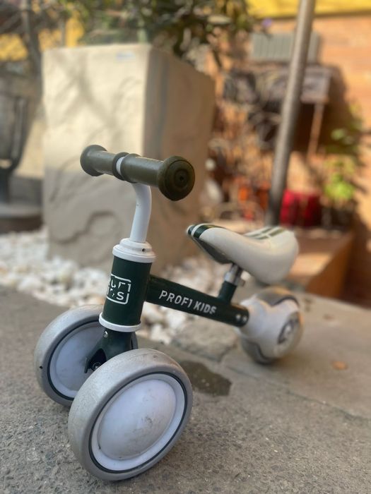 Велобіг дитячий, вік близько 1-3