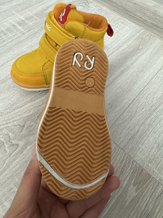 Продам ботинки Reima