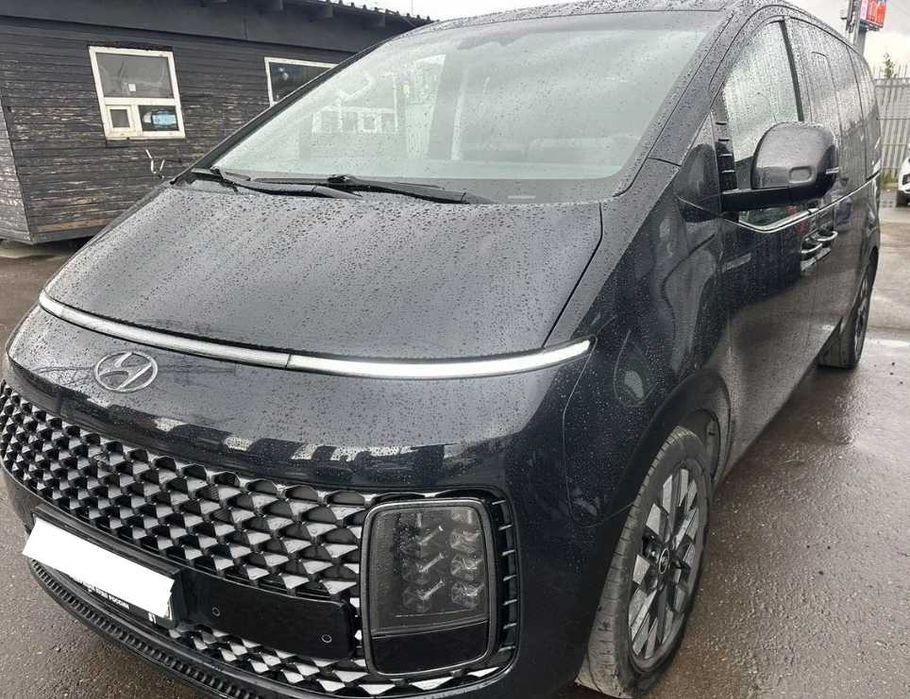 Hyundai Staria  2021