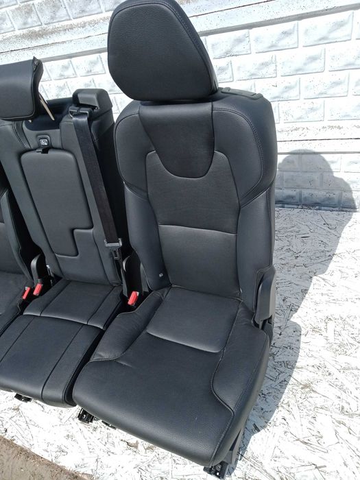 VOLVO XC90 fotel fotele skóra komplet II rząd 15-