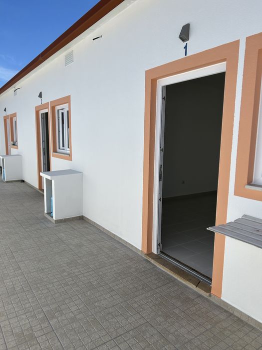 Moradia T1 com agua e luz inclusso na renda
