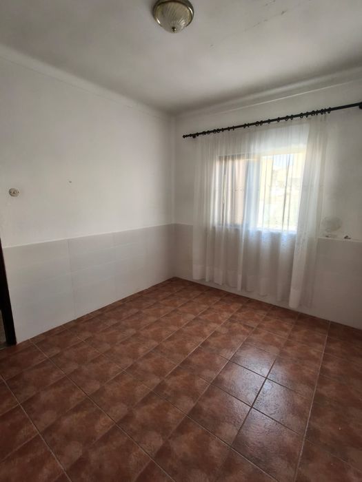 Quinta a venda na rua Bernardino machado 31 vendas novas
