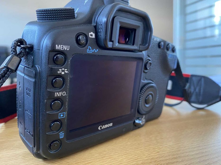 Canon EOS 5D MK II
