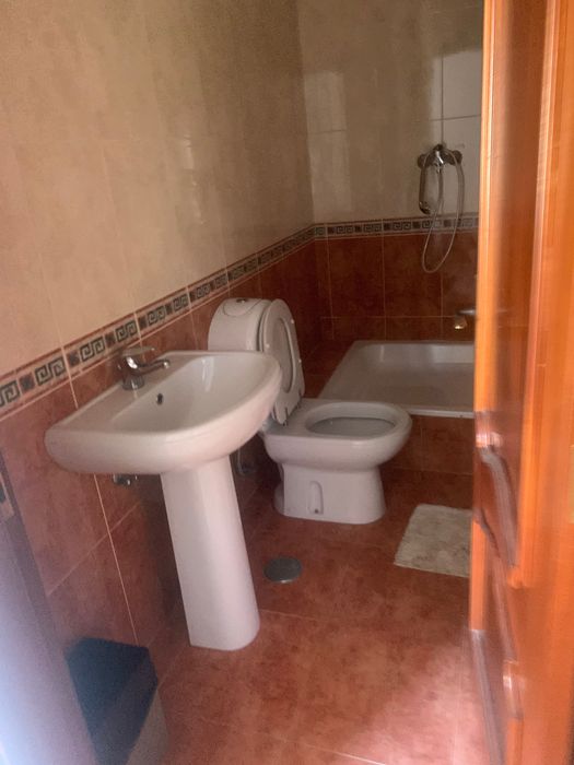 Aluga se anexo  T2.  WC 2   na verdizela