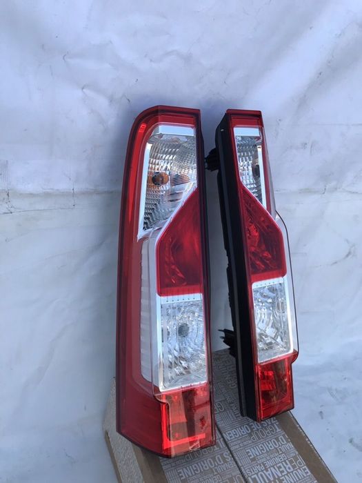 Стоп задний Мастер 3 Мовано фонарь Reno Master 3 Opel Movano Фара