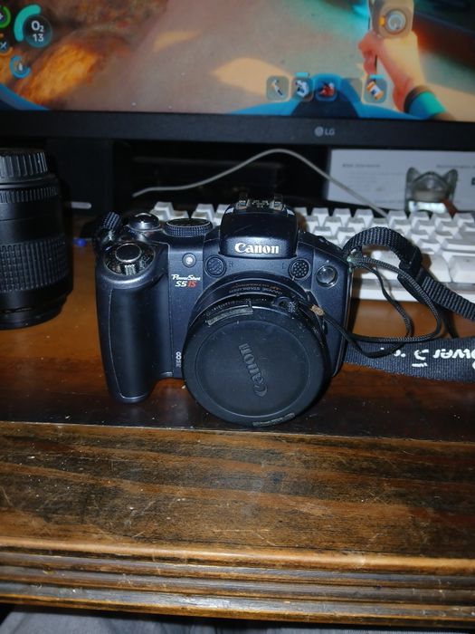 Câmera Canon Power Short