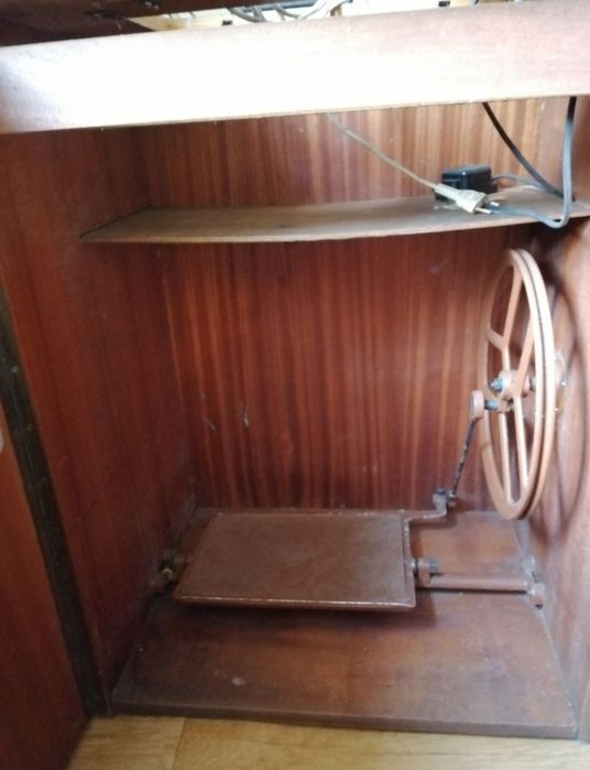 Maszyna do szycia Łucznik Victoria 235 Predom 466