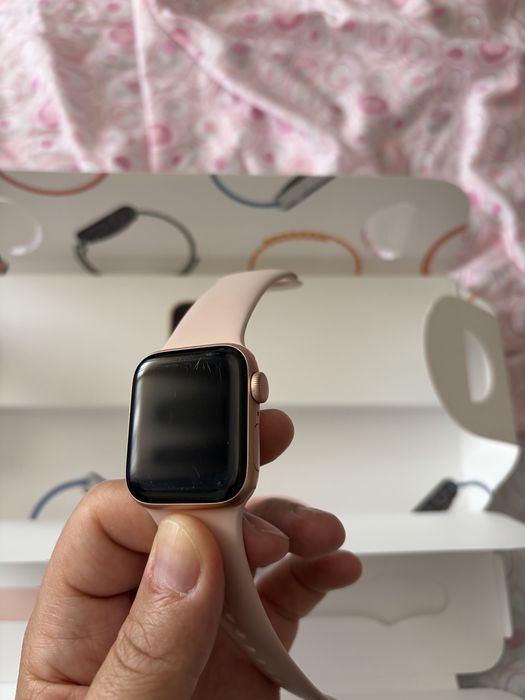 Apple Watch SE Rose Gold 40mm