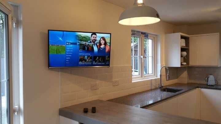 Universal Articulating TV Mount with 3 Arms for LCD/LED TVs – BRAND NEW64586274143106123