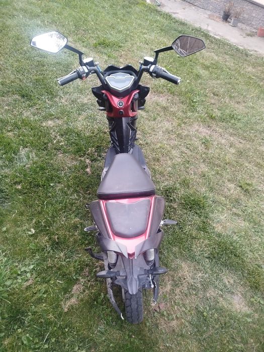 Продам Електроскутер в гарному стані.