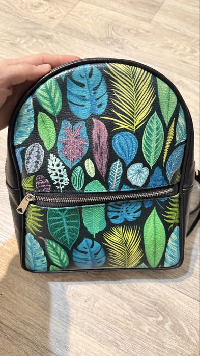 Жіночий рюкзачок