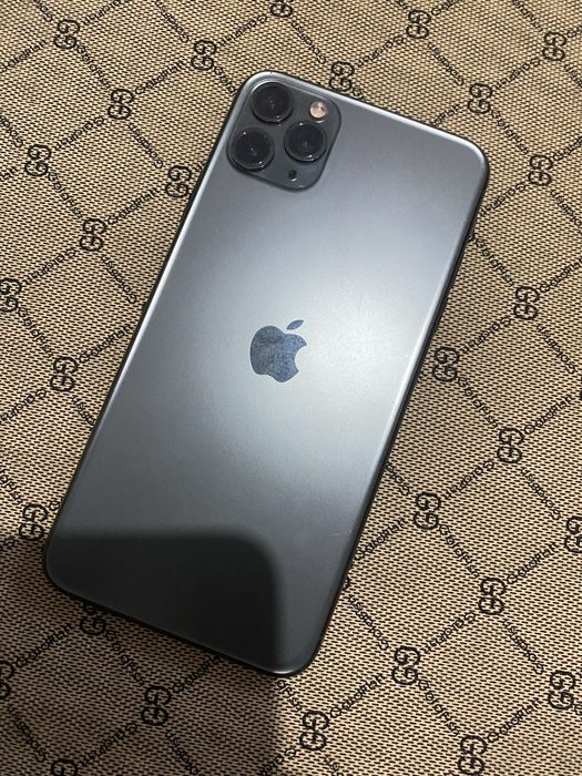 Смартфон Apple iPhone 11 Pro Max 64GB