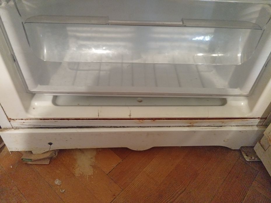 Холодильник Ariston hotpoint