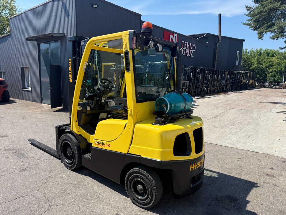 Навантажувач вилковий Hyster H3.0FT Вагонник