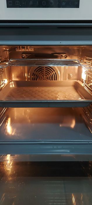 Духова піч Amika  EB622BA+IN