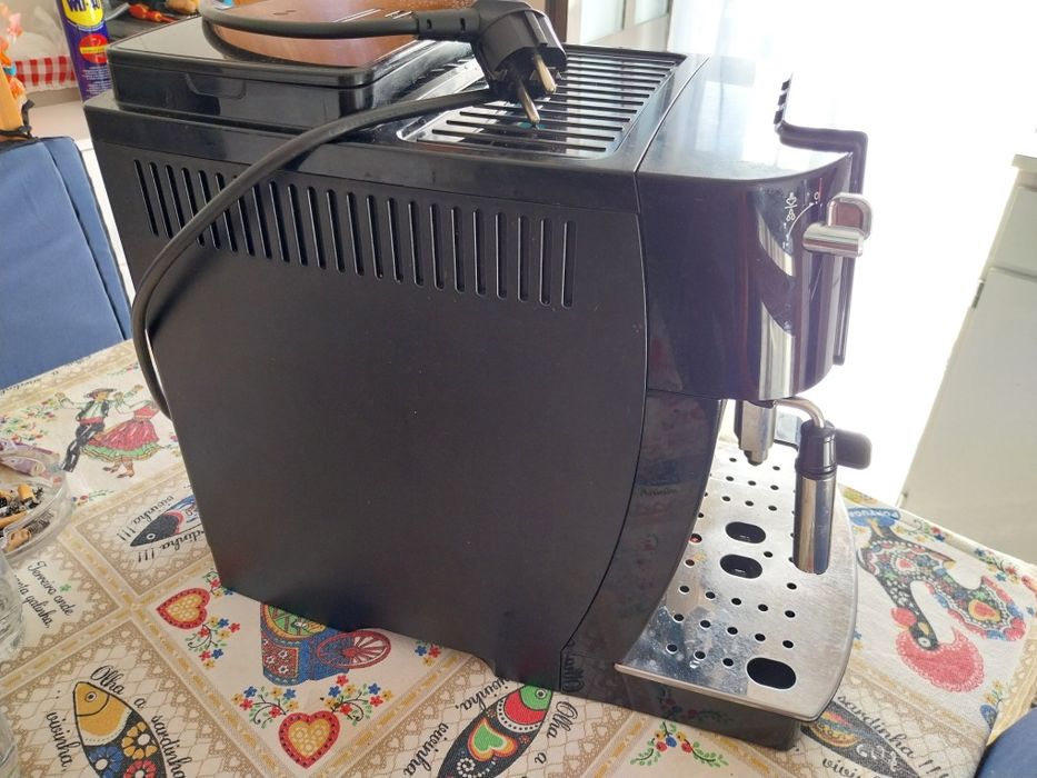Máquina café Delonghi