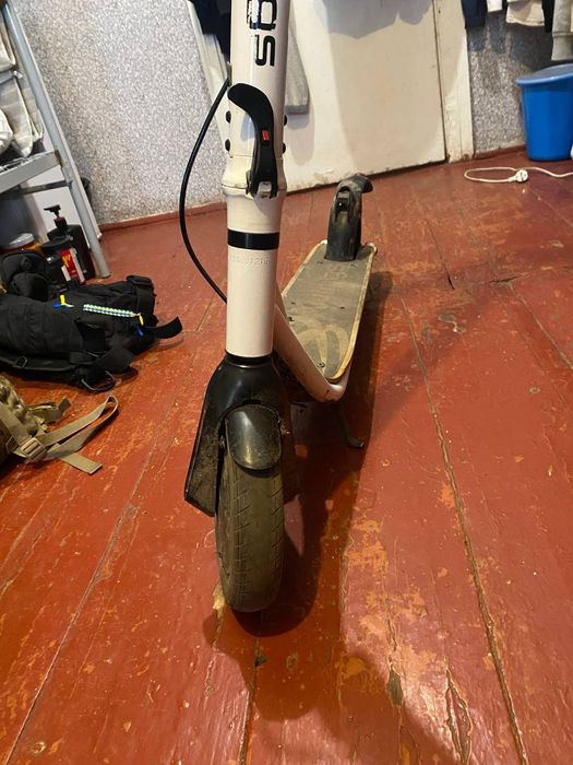 Електросамокат, в хорошому стані