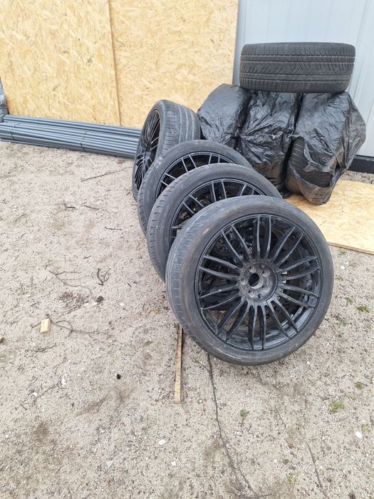 Felgi z oponami lato zima